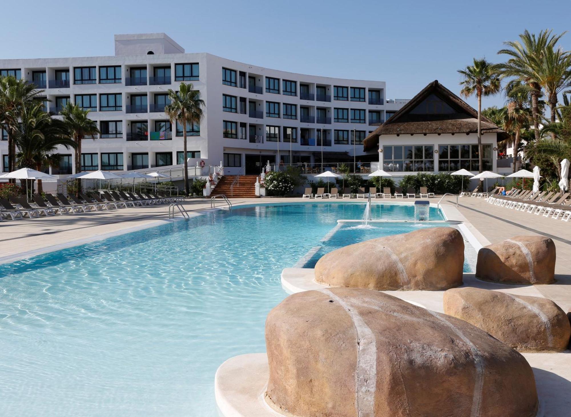 Marvell Club Hotel & Apartments San Antonio Abad Exterior foto